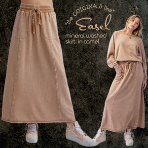 EASEL “The Originals” Cozy Mineral Washed Skirt Pockets Stretch Drawstring Waist